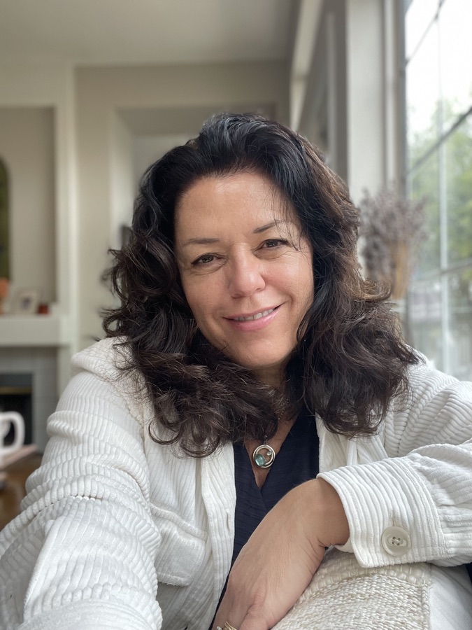 Portrait of Janet Crowley